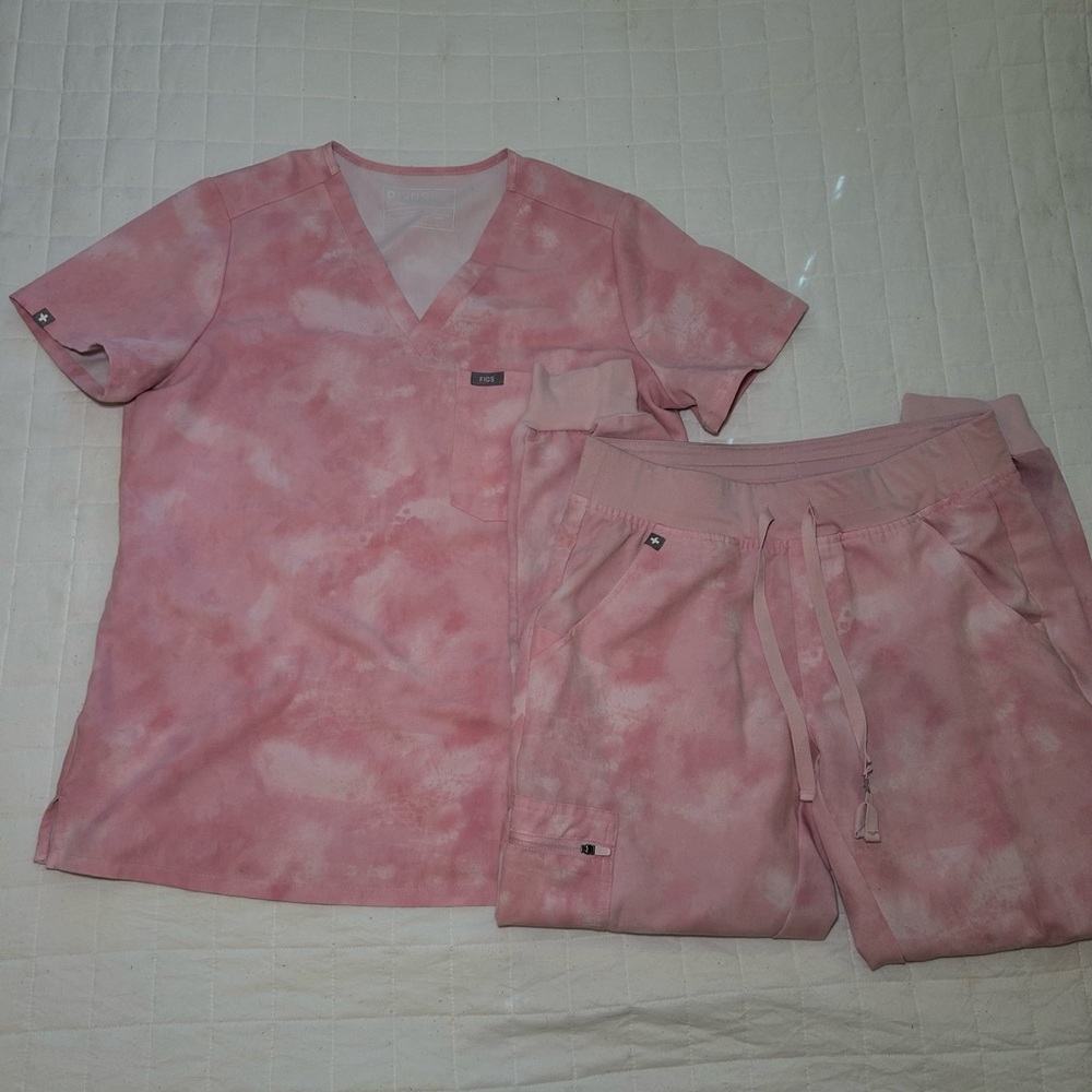 Figs scrub set